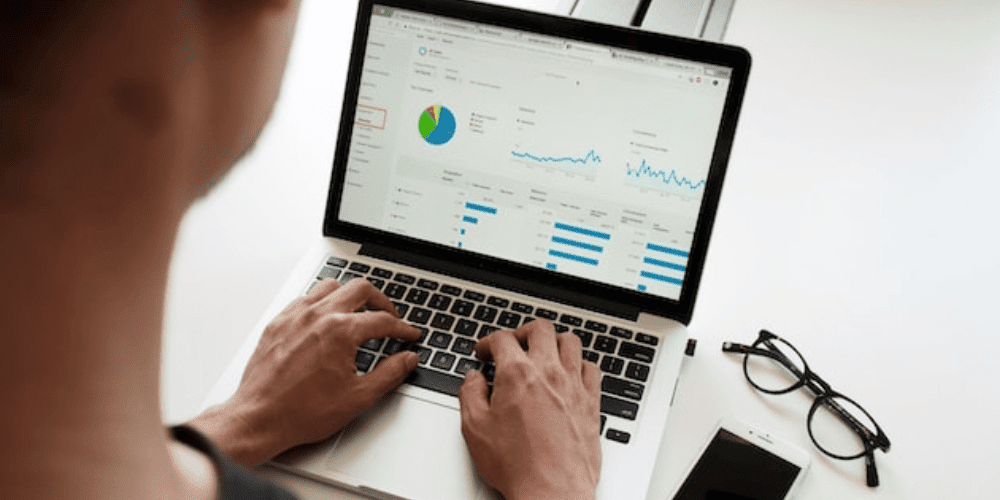 How to resolve logistics software crash issues