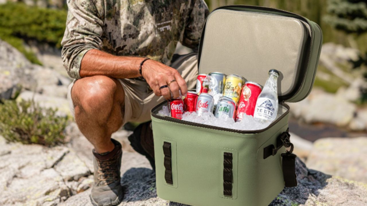 From Beach Days to Hiking Trips: Everich Bags That Keep Your Drinks Cold
