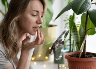 Benefits Of Customized Lip Balm Display Box